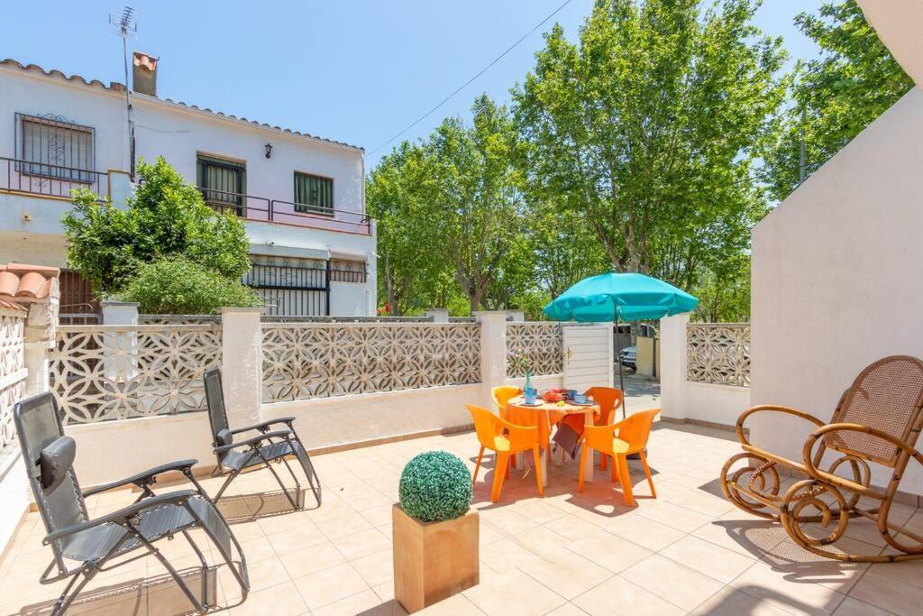 Casa Con Barbacoa, A 5 Minutos Del Centro Y El Mar En Coche, Trabuc Villa Empuriabrava Exterior photo