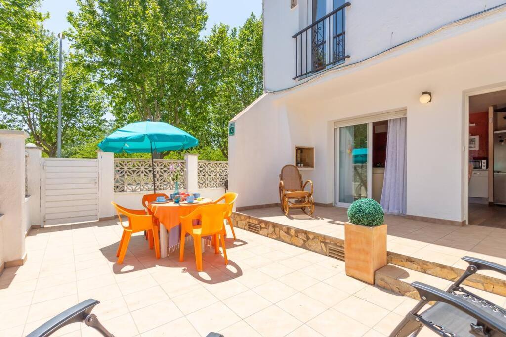 Casa Con Barbacoa, A 5 Minutos Del Centro Y El Mar En Coche, Trabuc Villa Empuriabrava Exterior photo